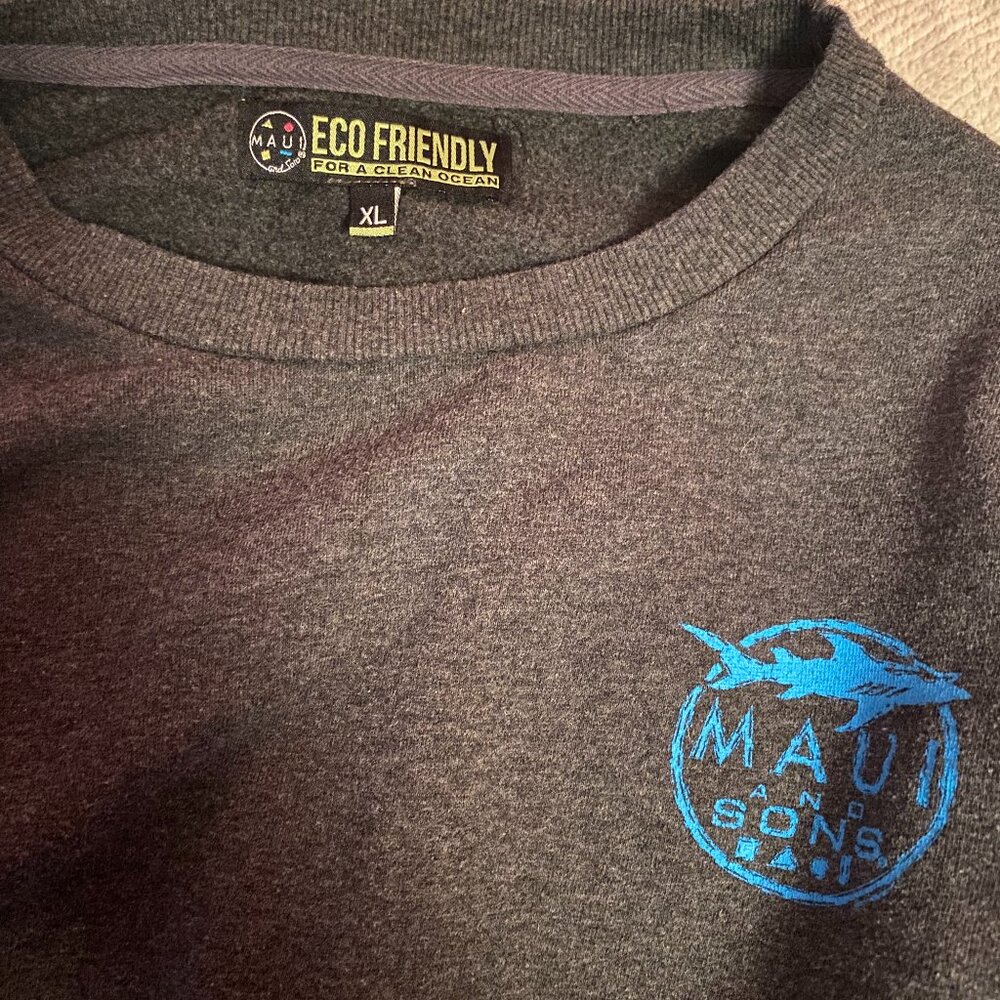 Maui and Son's long sleeve crewneck